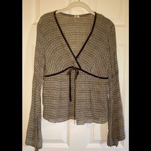 EUC Parameter v-neck, bell sleeve top.